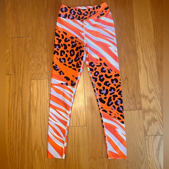Loony legs Animal Printed Leggings "Cheetiger" Orange size medium - Picture 2 of 4